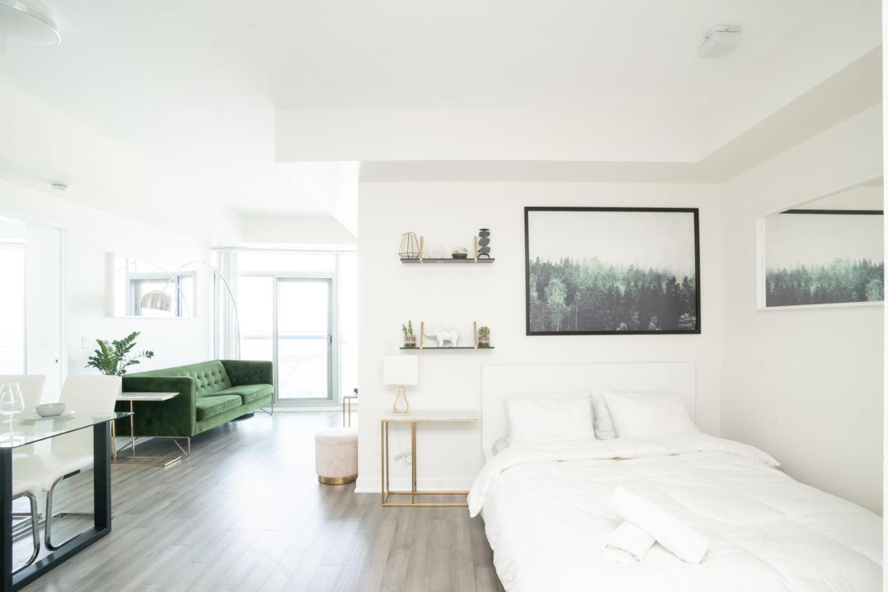 Beautiful Luxurious Modern Condo With Breathtaking Views Toronto Buitenkant foto