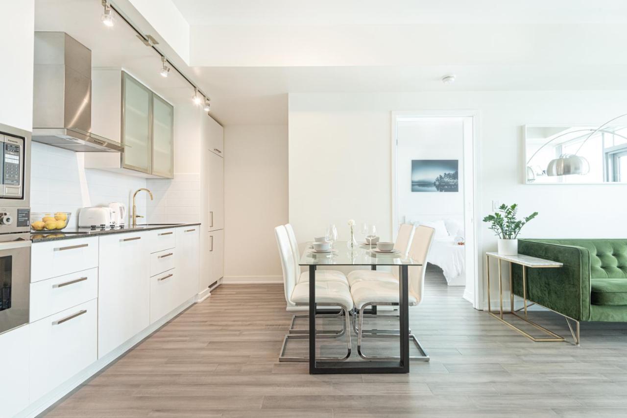 Beautiful Luxurious Modern Condo With Breathtaking Views Toronto Buitenkant foto