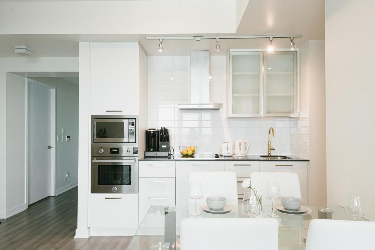 Beautiful Luxurious Modern Condo With Breathtaking Views Toronto Buitenkant foto